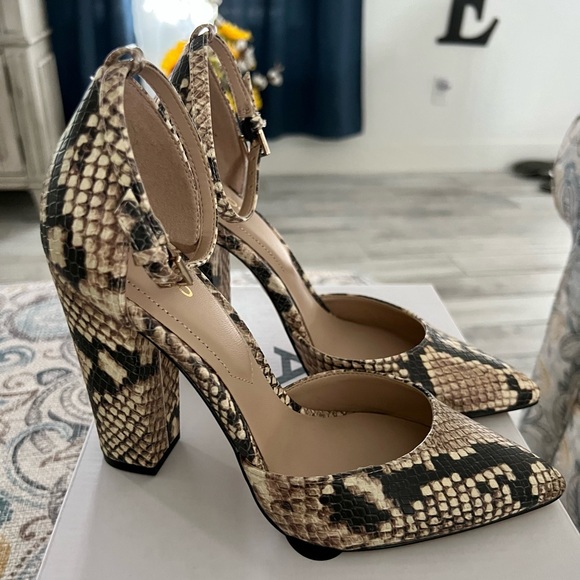 Aldo leather heels - Picture 1 of 4